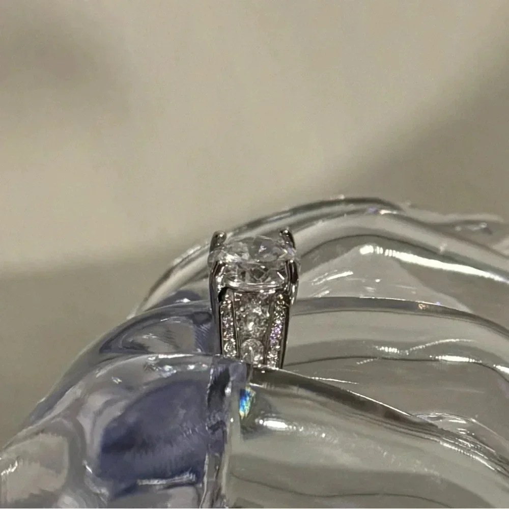 🆕 Piatella Women’s ring, 2 carat cut, accents , 14k gold plated  setti… - Picture 7 of 15
